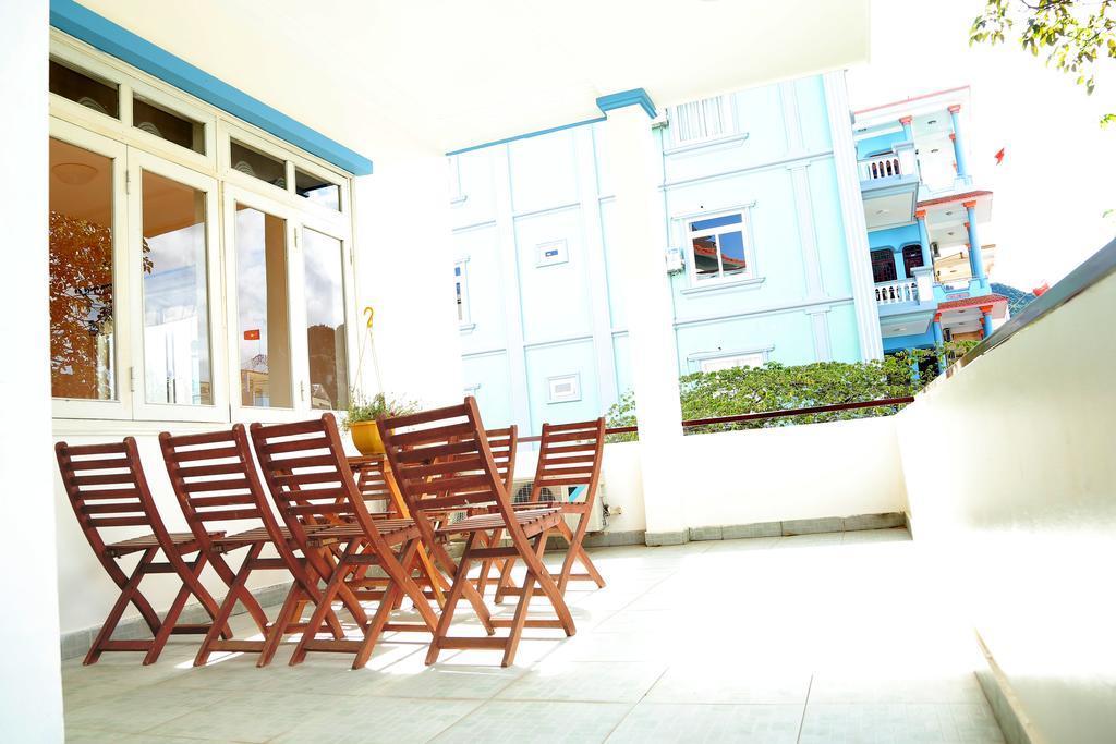 Thien Thanh Hotel Фонгня Экстерьер фото