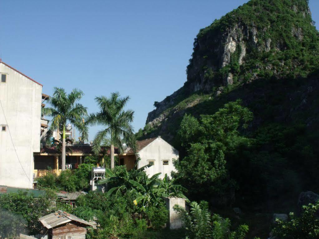 Thien Thanh Hotel Фонгня Экстерьер фото